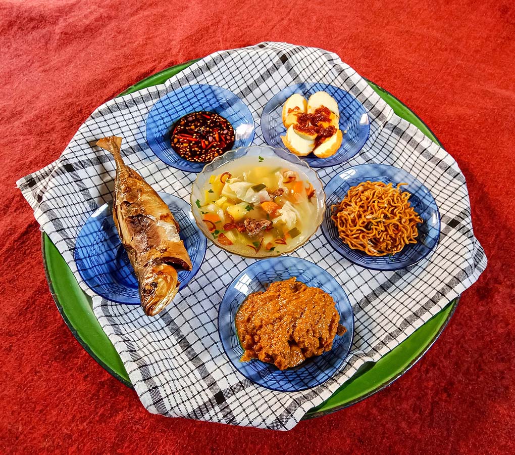 makan-bedulang